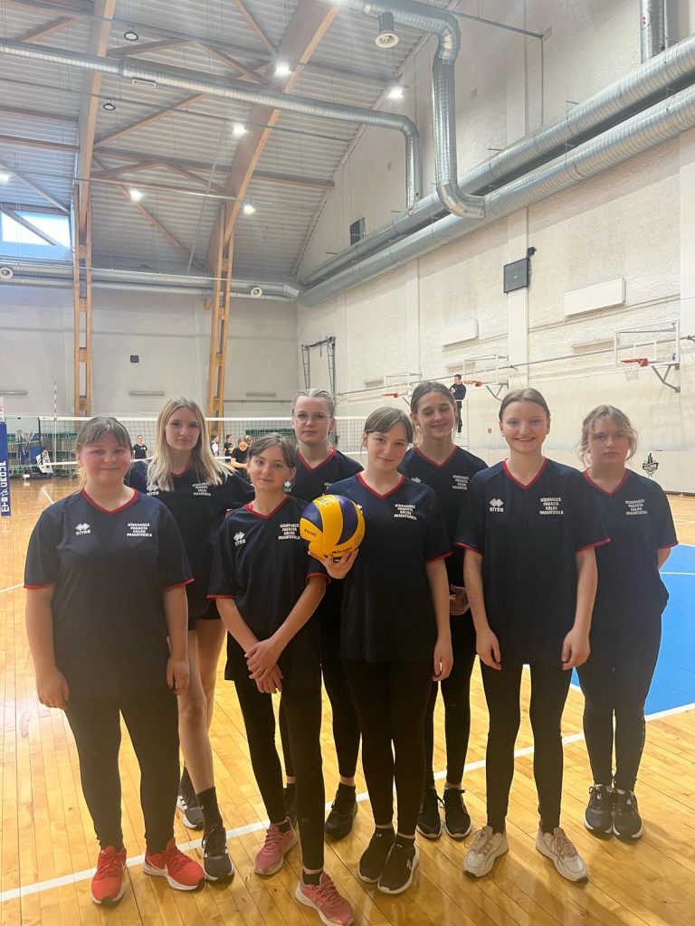 Volejbola sacensības 5. aprīlī