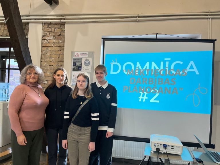 Solis tuvāk jaunatnei