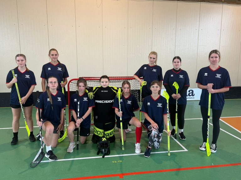 Florbola sacensības 6. – 9. kl. meitenēm