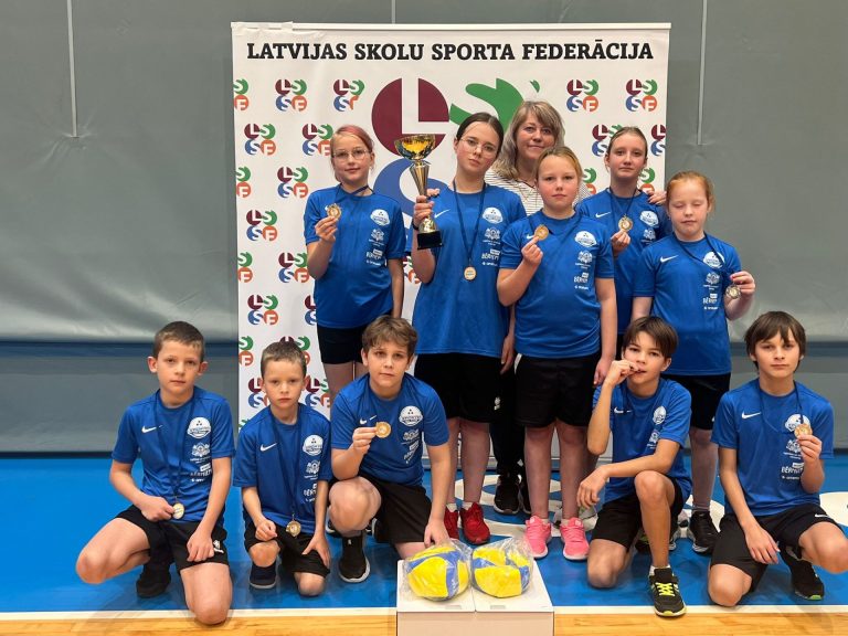 Stafešu sacensībās Saldū